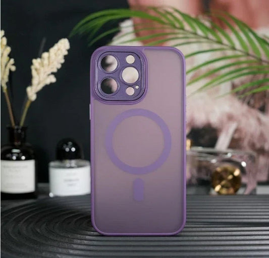 iPhone 16 Pro Max MagSafe Cases / Purple